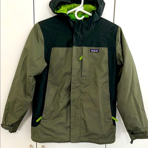 Patagonia Other - Patagonia Winter/Ski 2-in-1 Jacket with Hood
